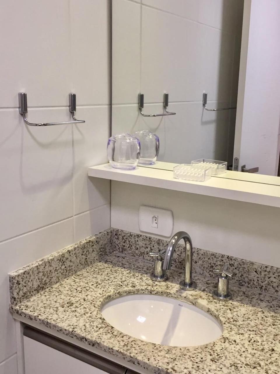 Estudio Moderno Com Linda Vista Para A Serra Curitiba Extérieur photo